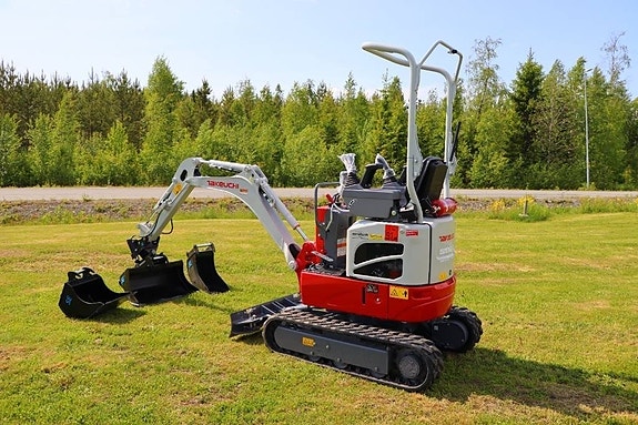 Takeuchi TB210R 2 of 6