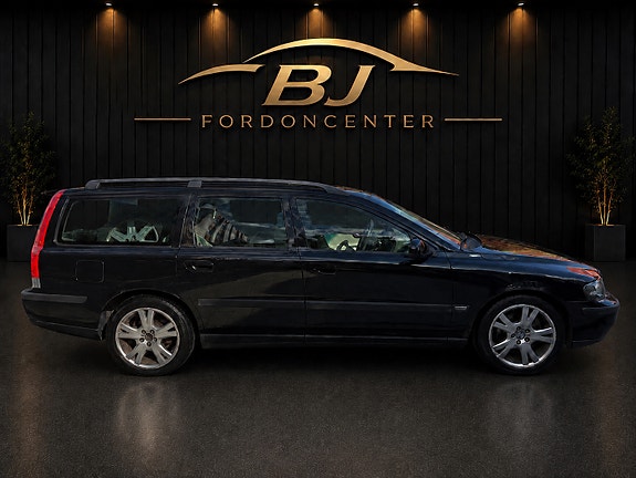 Volvo V70 5 of 7