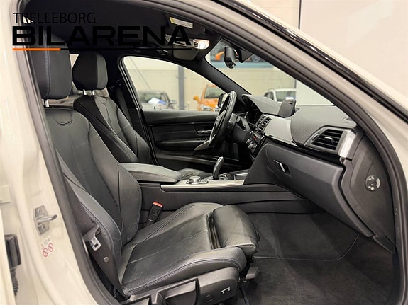 BMW 320 13 of 27