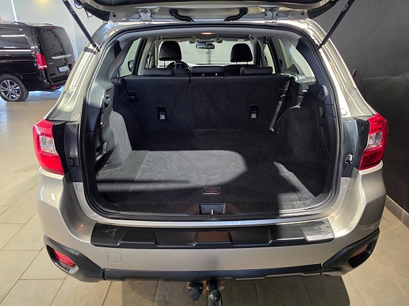 Subaru Outback 14 of 14