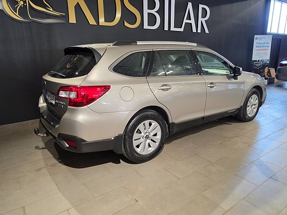 Subaru Outback 5 of 14