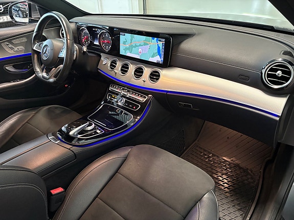 Mercedes-Benz E220 12 of 24