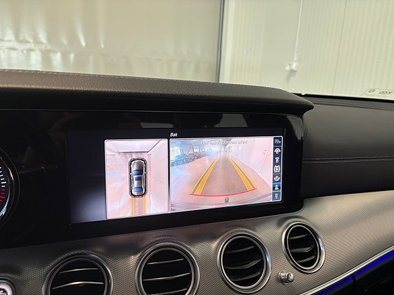 Mercedes-Benz E220 16 of 24