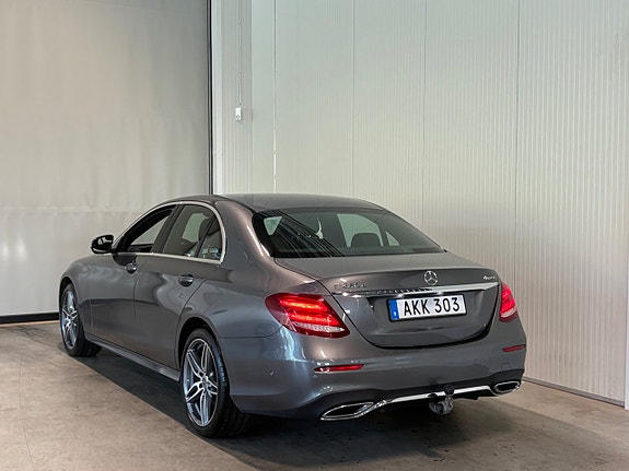 Mercedes-Benz E220 6 of 24