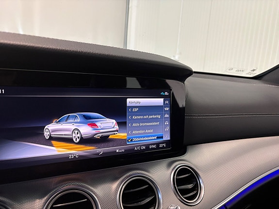 Mercedes-Benz E220 18 of 24