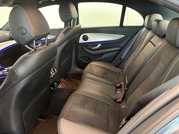 Mercedes-Benz E220 20 of 24