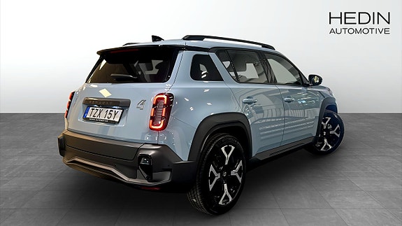 Renault 4 E-Tech 2 of 10