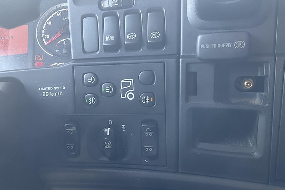 SCANIA R500LB 6X2*4 MNB 14 of 27