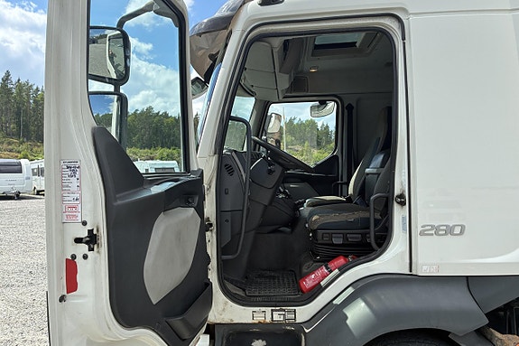 VOLVO FL280 4x2 7 of 27