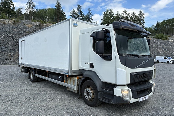 VOLVO FL280 4x2 2 of 27