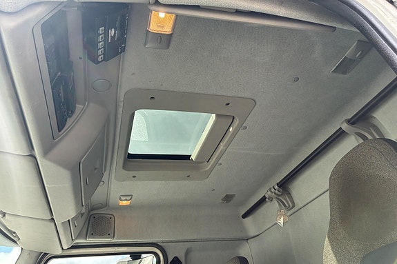 VOLVO FL280 4x2 8 of 27