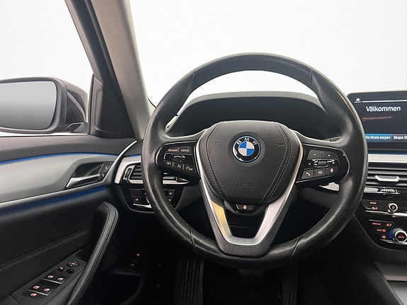 BMW 530e 14 of 30