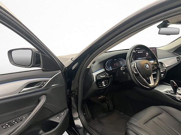 BMW 530e 10 of 30