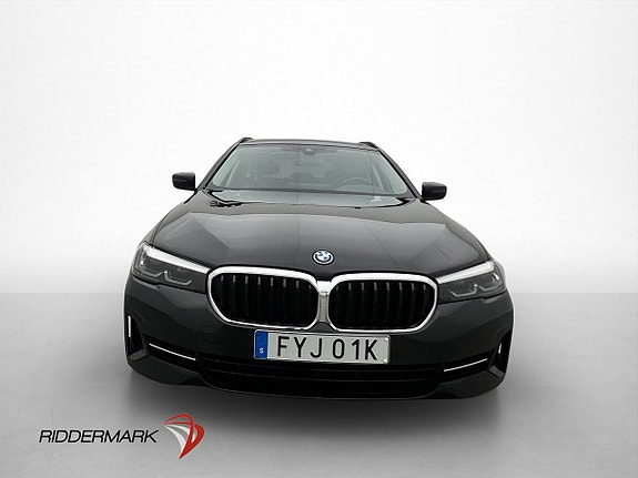 BMW 530e 2 of 30