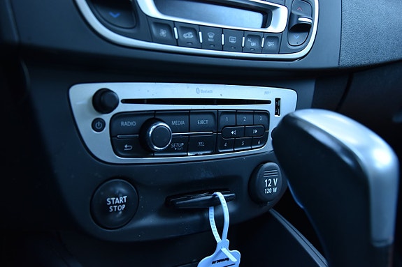 Renault Megane 18 of 21