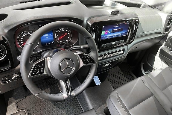 Mercedes-Benz Vito 119 7 of 14