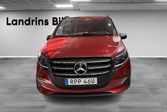 Mercedes-Benz Vito 119 2 of 14