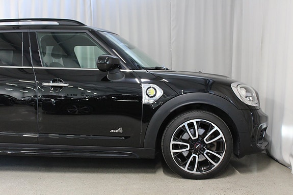 MINI Countryman Cooper SE 3 of 30
