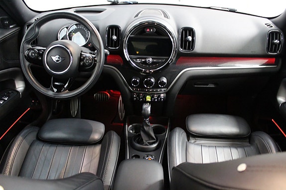 MINI Countryman Cooper SE 17 of 30