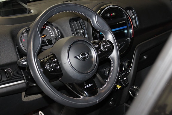 MINI Countryman Cooper SE 25 of 30