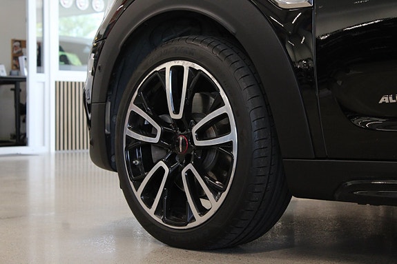 MINI Countryman Cooper SE 12 of 30