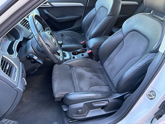 Audi Q3 14 of 21