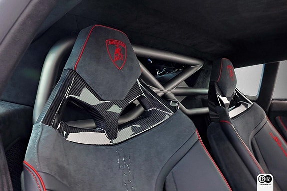 Lamborghini Huracan 15 of 21