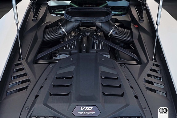 Lamborghini Huracan 21 of 21