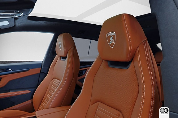 Lamborghini Urus 12 of 19