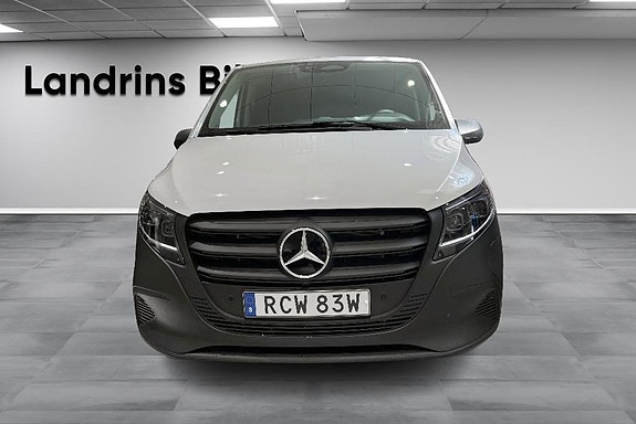 Mercedes-Benz eVito 119 2 of 14