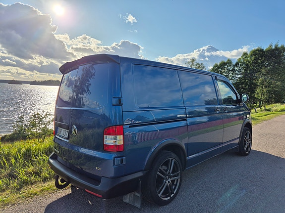 Volkswagen Transporter 6 of 21