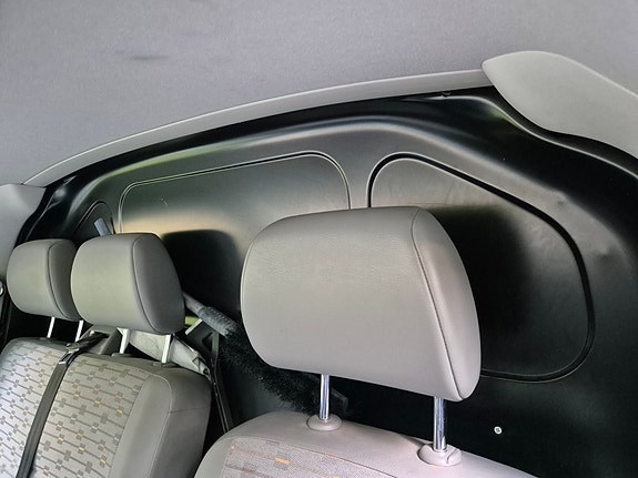 Volkswagen Transporter 16 of 21