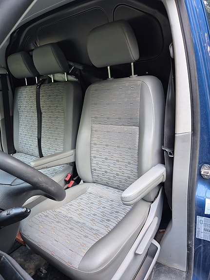 Volkswagen Transporter 13 of 21
