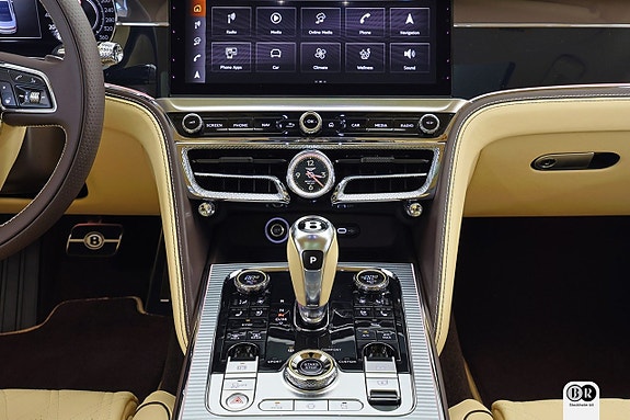Bentley Flying Spur 21 of 21