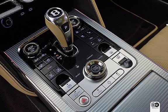 Bentley Flying Spur 8 of 21