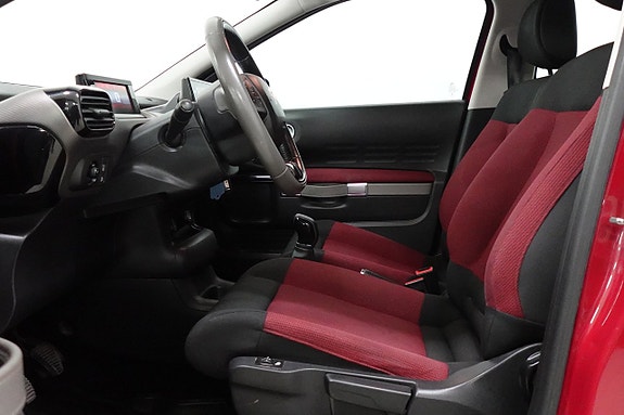 Citroen C4 Cactus 4 of 13