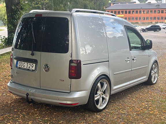 Volkswagen Caddy 3 of 6