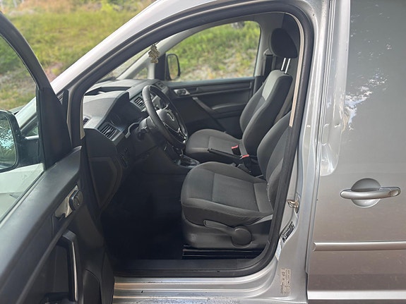 Volkswagen Caddy 5 of 6