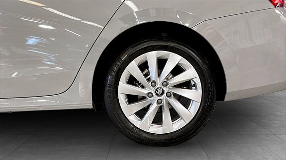 Skoda Octavia 12 of 30