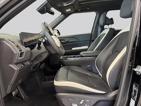 Kia EV5 8 of 30