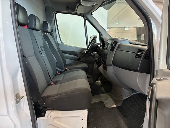 Volkswagen Crafter 9 of 12