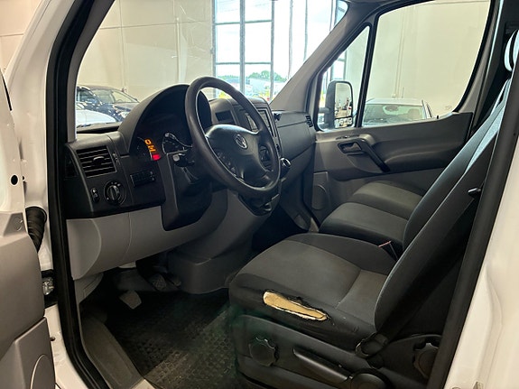 Volkswagen Crafter 11 of 12