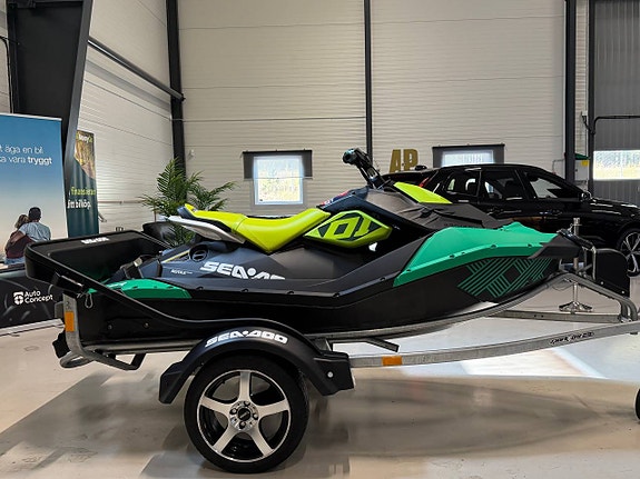 Seadoo-Trixx 2-UP 2021 inkl 80km/kärra H Click N´, GO 4 of 9