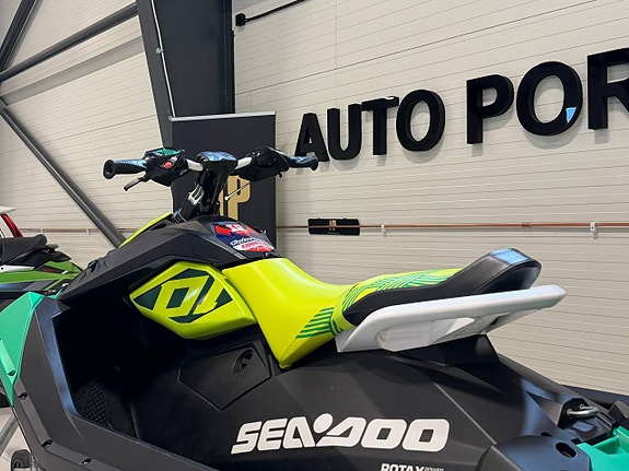 Seadoo-Trixx 2-UP 2021 inkl 80km/kärra H Click N´, GO 2 of 9