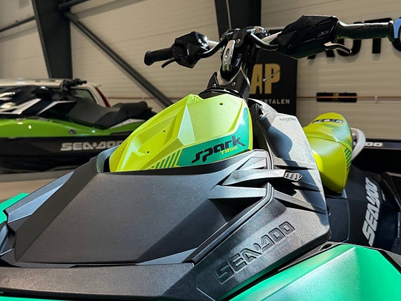 Seadoo-Trixx 2-UP 2021 inkl 80km/kärra H Click N´, GO 7 of 9