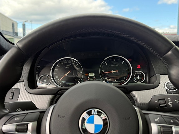 BMW 520d 14 of 22