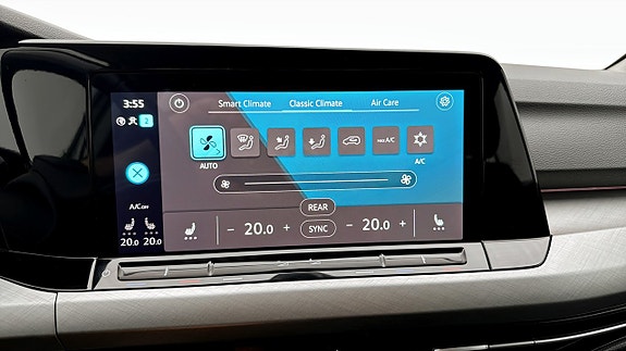 Volkswagen Golf VIII 15 of 18