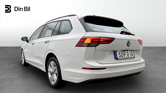 Volkswagen Golf VIII 3 of 18