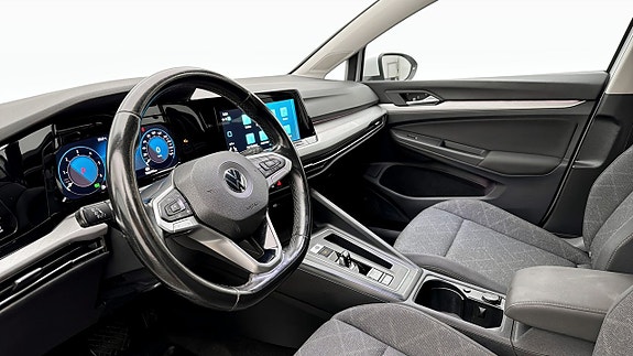 Volkswagen Golf VIII 7 of 18
