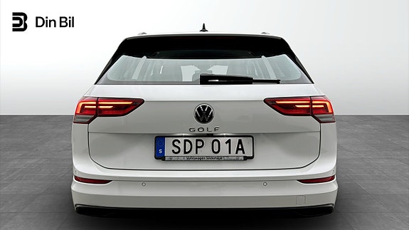 Volkswagen Golf VIII 5 of 18